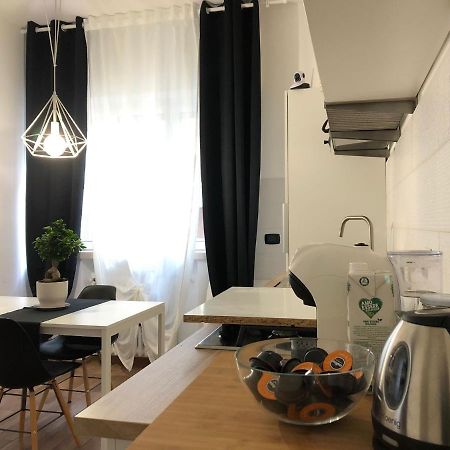 Italien Chic, Camera Con Bagni Condivisi Bari Ngoại thất bức ảnh