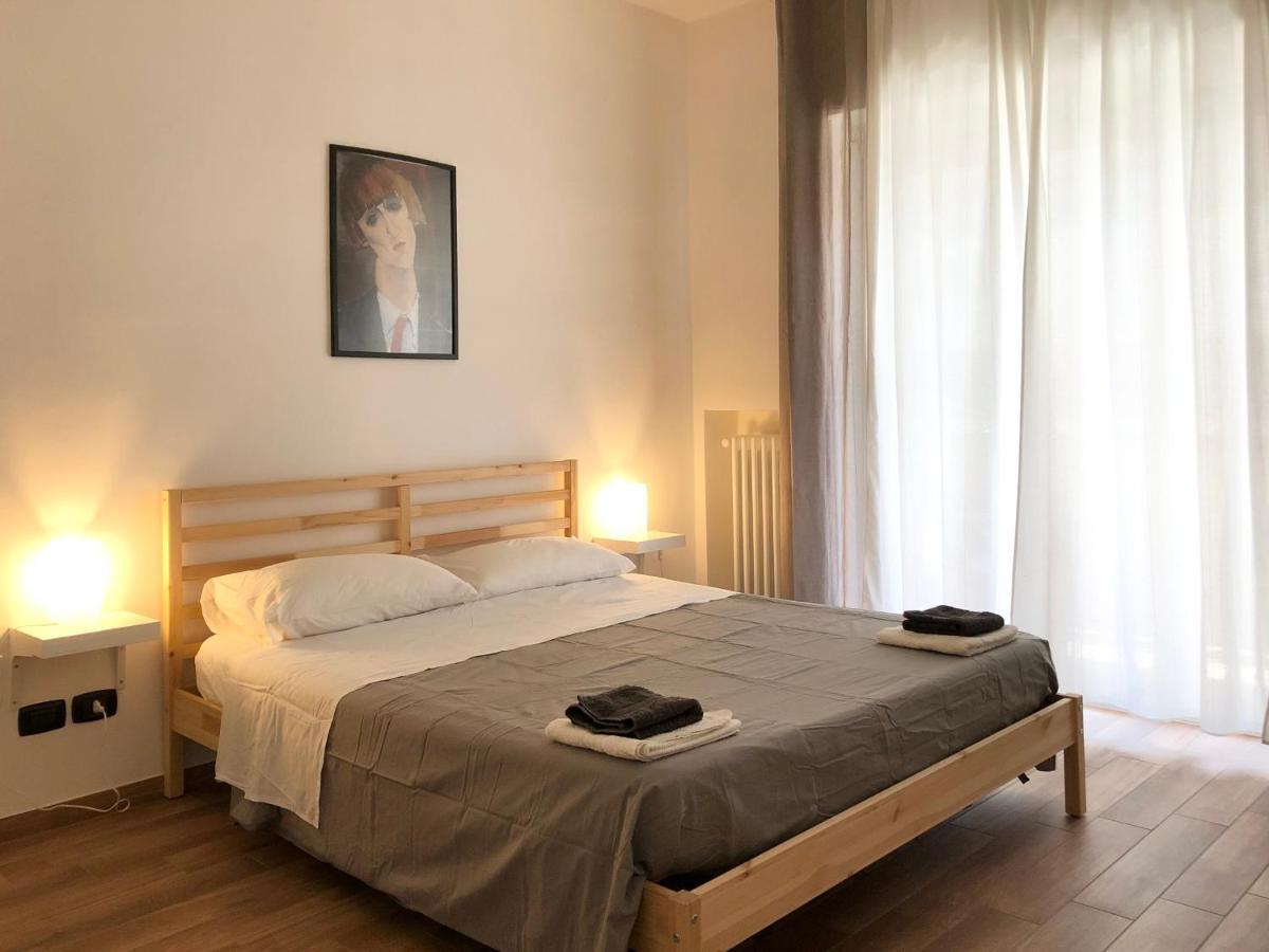 Italien Chic, Camera Con Bagni Condivisi Bari Ngoại thất bức ảnh
