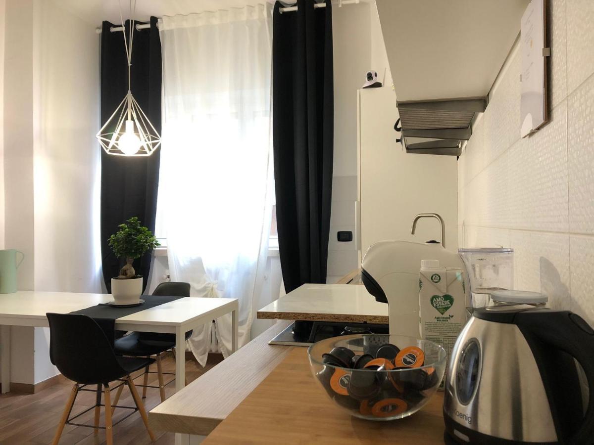 Italien Chic, Camera Con Bagni Condivisi Bari Ngoại thất bức ảnh